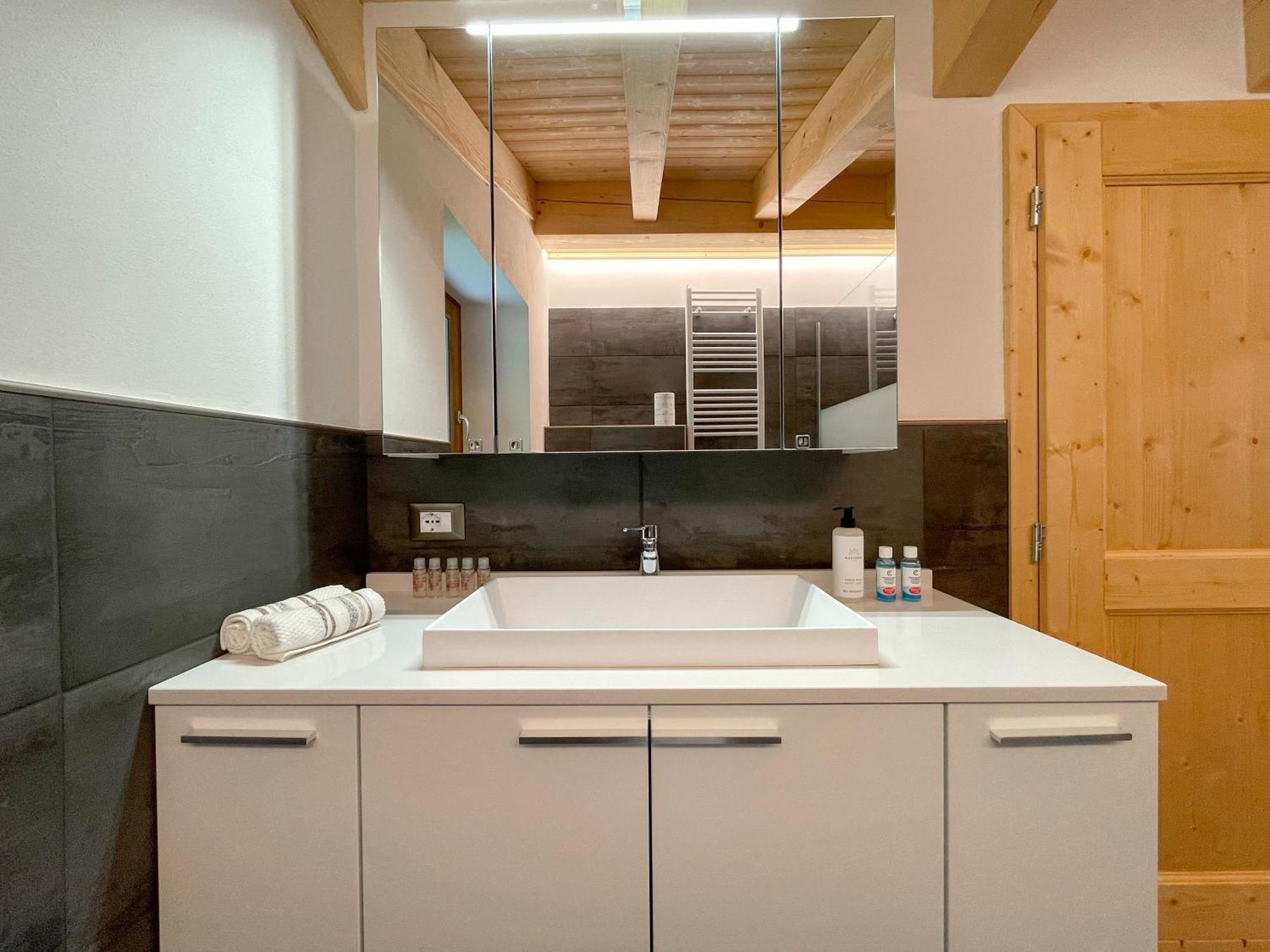 Porte di Rendena Luxury Chalet Dolomiti-Campiglio-Trentino מראה חיצוני תמונה